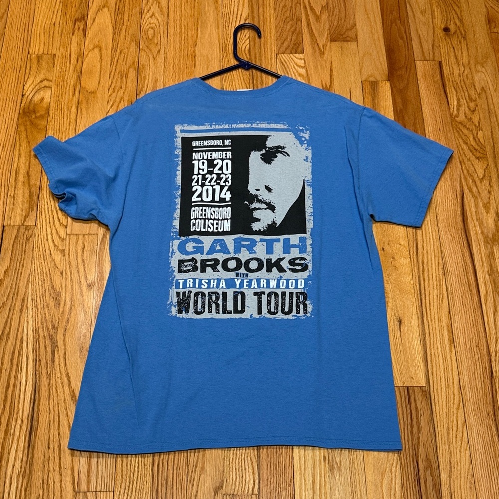 Garth Brooks Trisha Yearwood World Tour State College Blue T Shirt 2015 Large